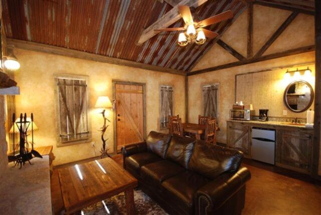Country Inn Cottages Fredericksburg Zewnętrze zdjęcie